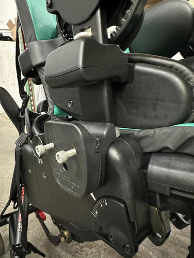 Rifton Universal Mount